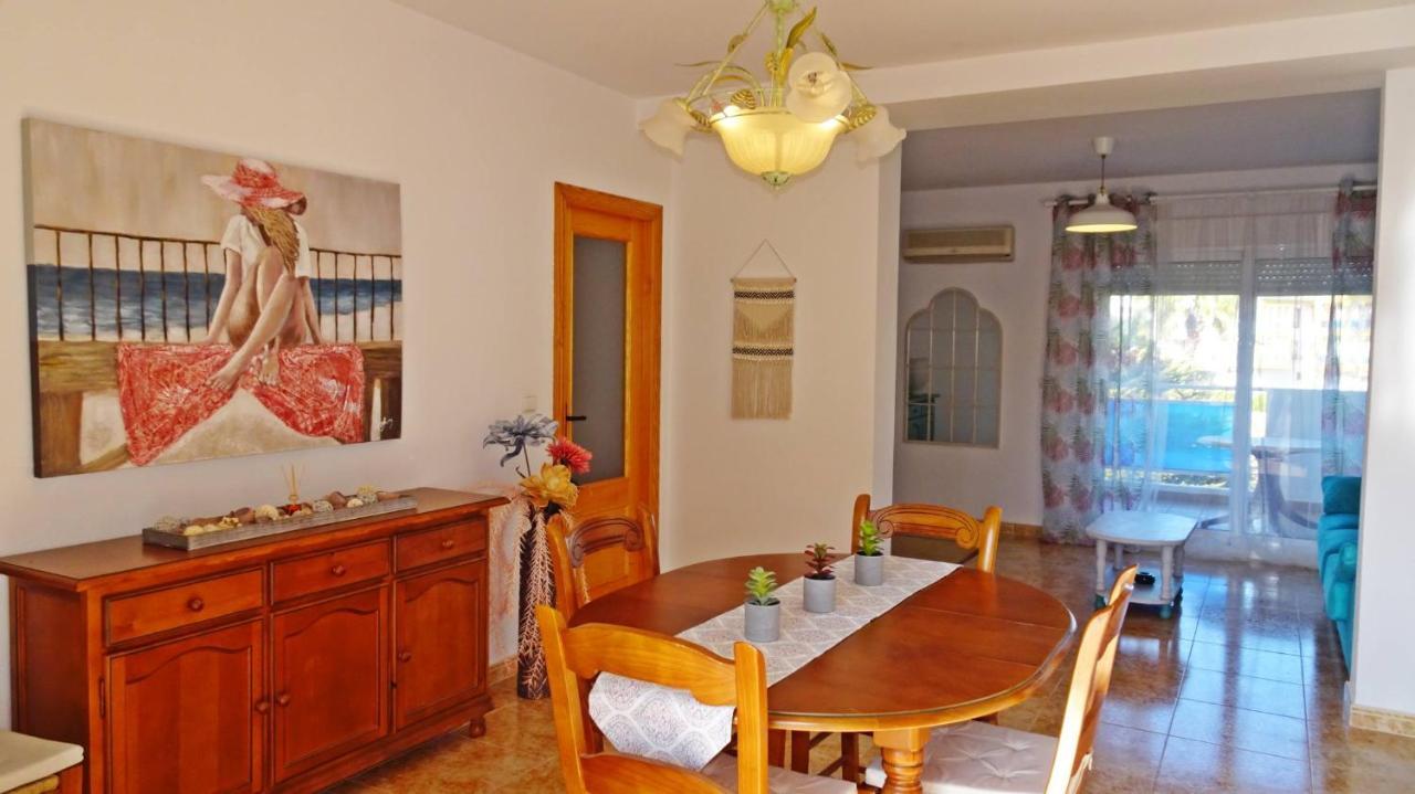 Apartment Palmeras En La Playa - House In
